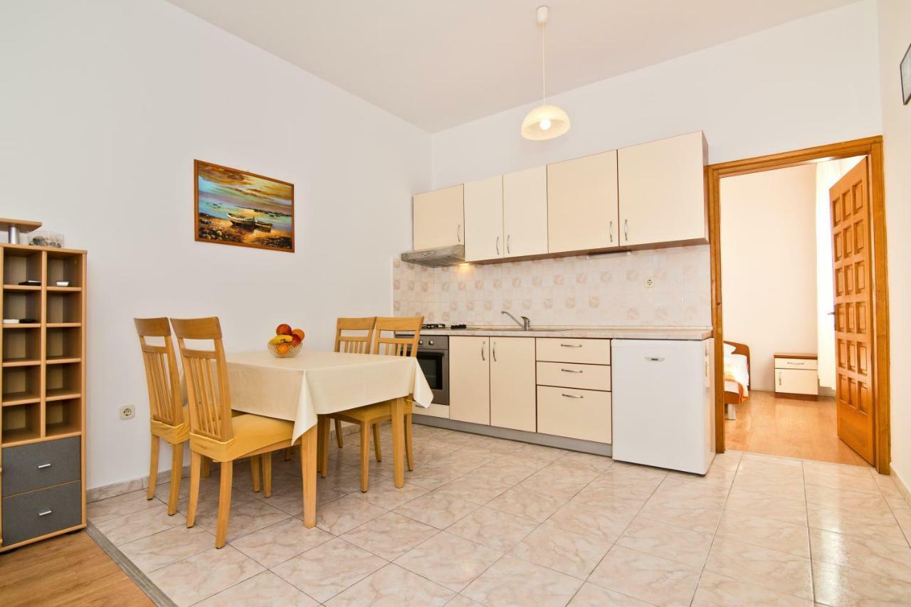 Apartment Sare Betina  Kültér fotó