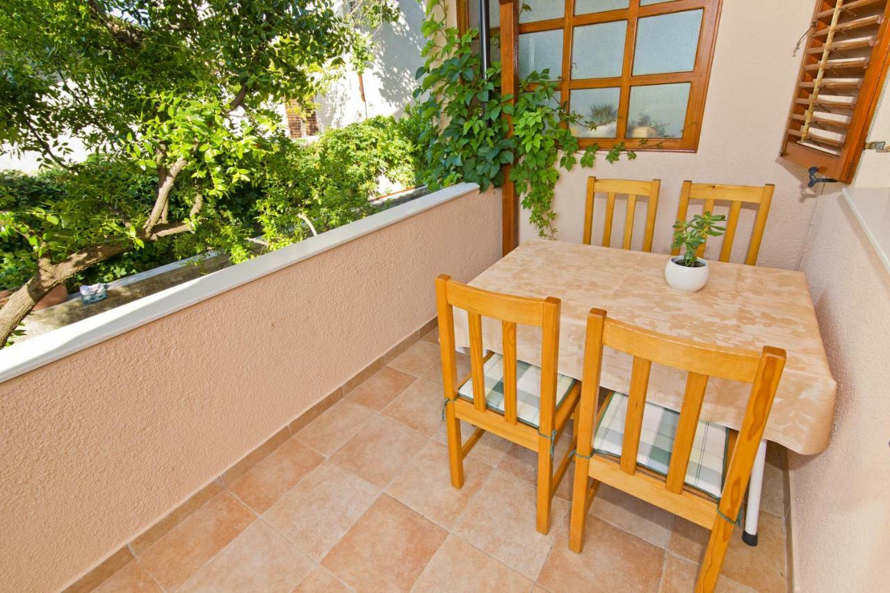 Apartment Sare Betina  Kültér fotó