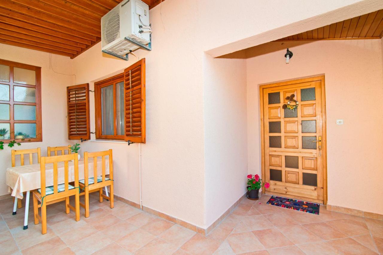 Apartment Sare Betina  Kültér fotó